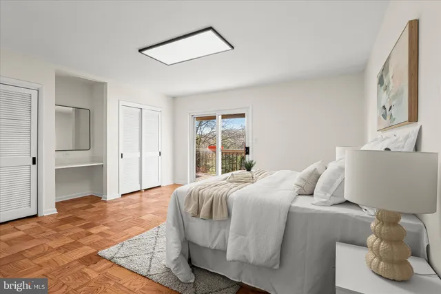 $325,000 | 2 Cross Keys Road, Unit 2F, Baltimore, MD 21210