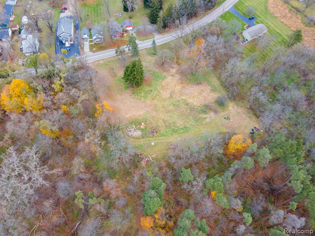 1021 Harding Avenue Rochester Hills, MI 48307 - Photo 2 of 16