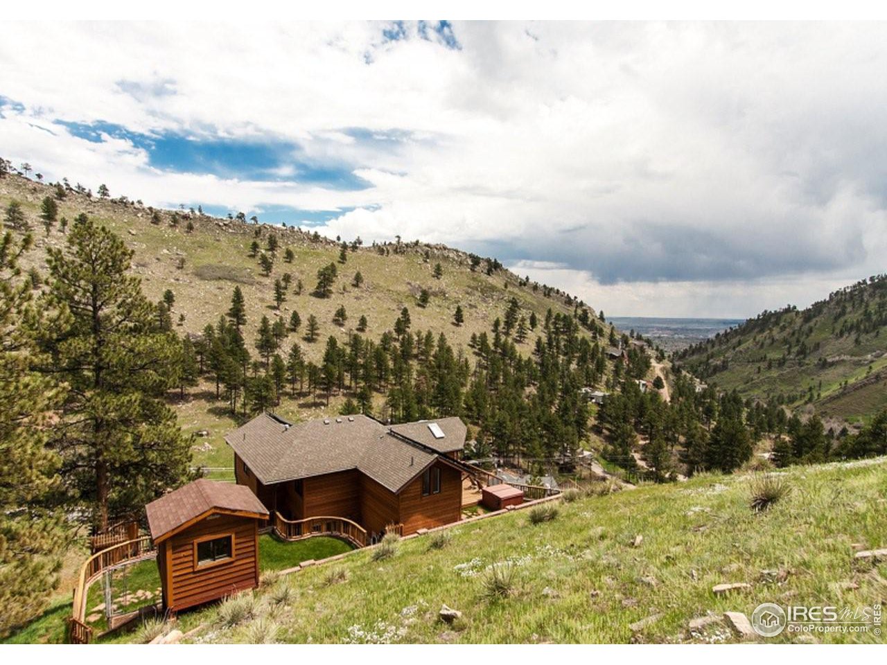 5251 Olde Stage Road Boulder, CO 80302 - Photo 31 of 39 a view of a city with mountain