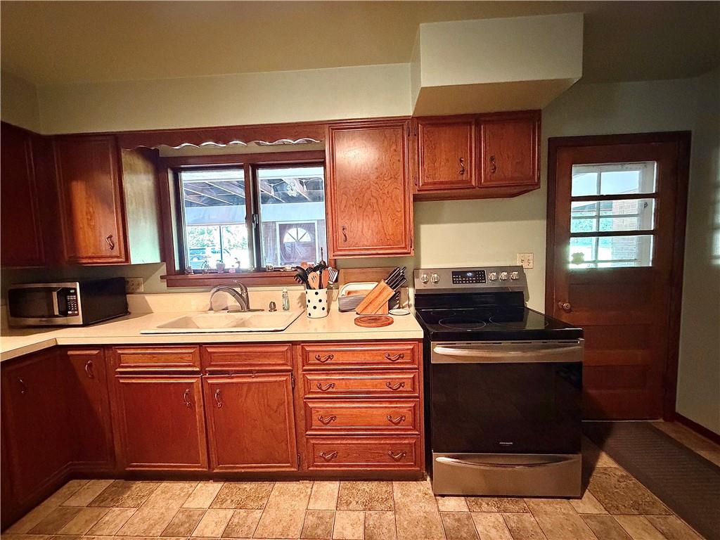3406 Wilmington Road New Castle, PA 16105 - Photo 12 of 37 Gallery Image 12