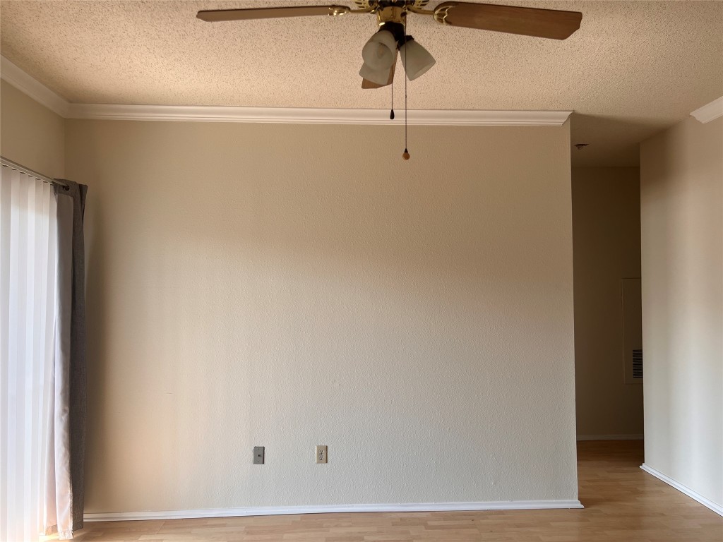 12166 Metric Boulevard, Unit 3007 Austin, TX 78758 - Photo 5 of 19 a view of a small space