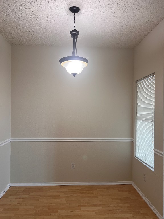 12166 Metric Boulevard, Unit 3007 Austin, TX 78758 - Photo 10 of 19 a view of an empty room with a window