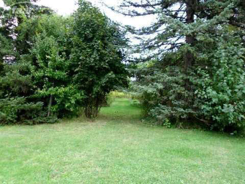 2461 Belsay Road Burton, MI 48519 - Photo 10 of 11 20373736-9.JPG