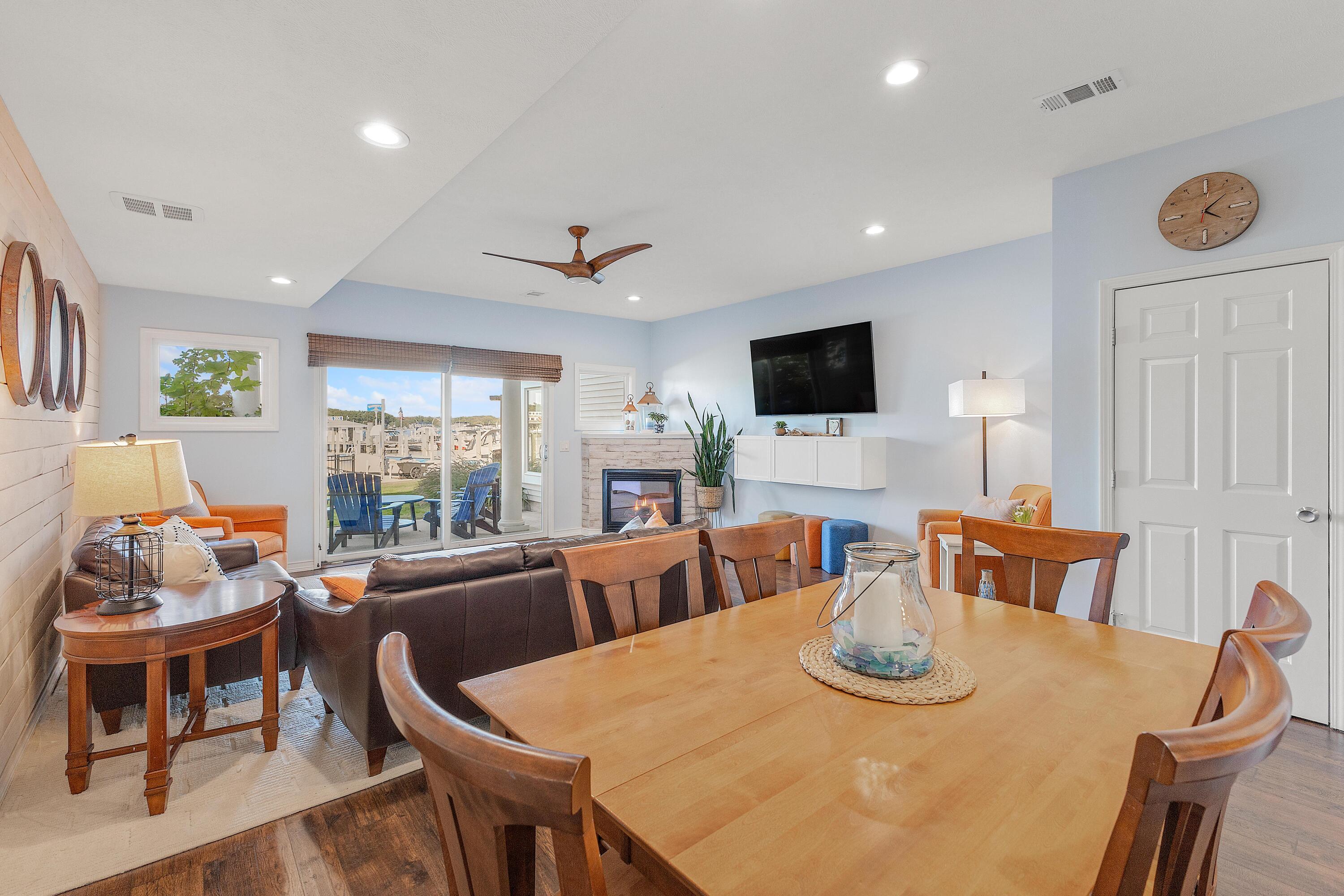 943 West Savidge Street Spring Lake, MI 49456 - Photo 25 of 49 IMG_1375