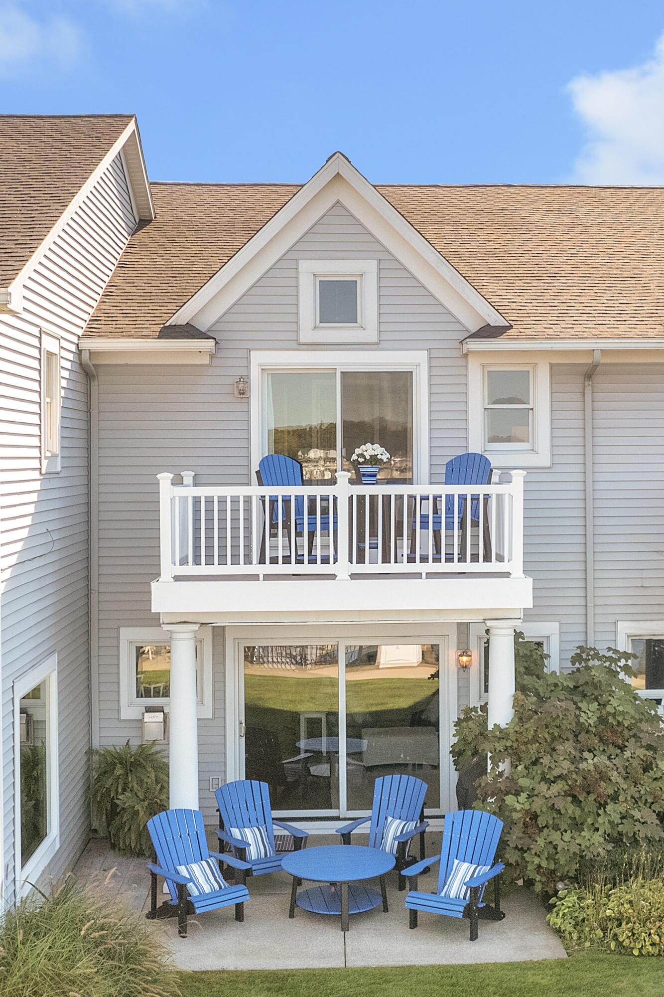 943 West Savidge Street Spring Lake, MI 49456 - Photo 4 of 49 DJI_0800