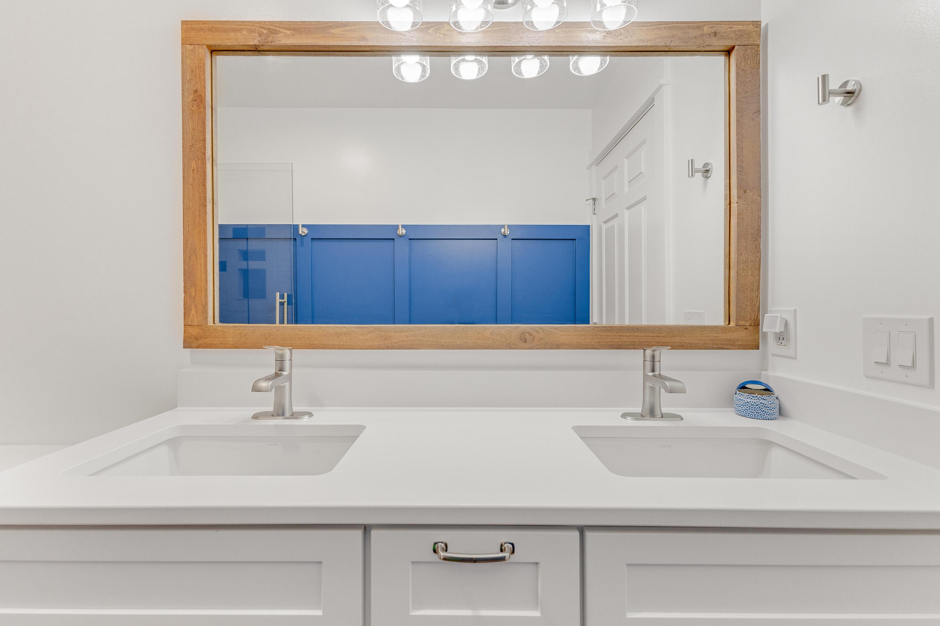 943 West Savidge Street Spring Lake, MI 49456 - Photo 41 of 49 IMG_1460