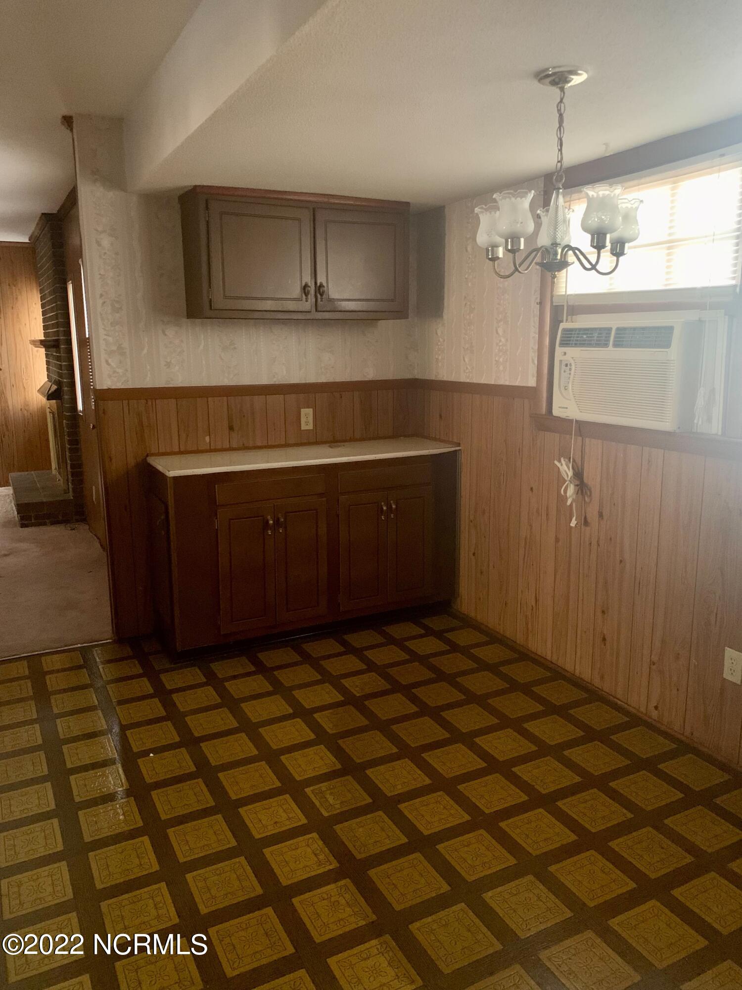 320 Kelly Road Wilmington, NC 28409 - Photo 4 of 4 Kitchen