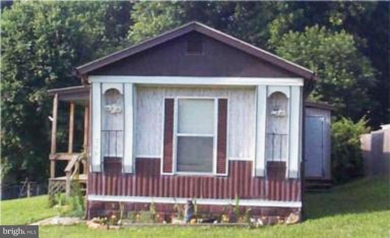 206 Champlain Road North East, MD 21901 - Photo 1 of 6 Exterior (Main)