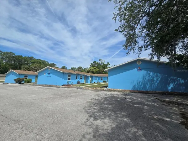 $1,195 | 773 Northeast 9th Street, Unit B, Crystal River, FL 34428