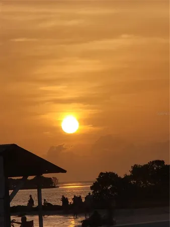 $1,195 | 773 Northeast 9th Street, Unit B, Crystal River, FL 34428