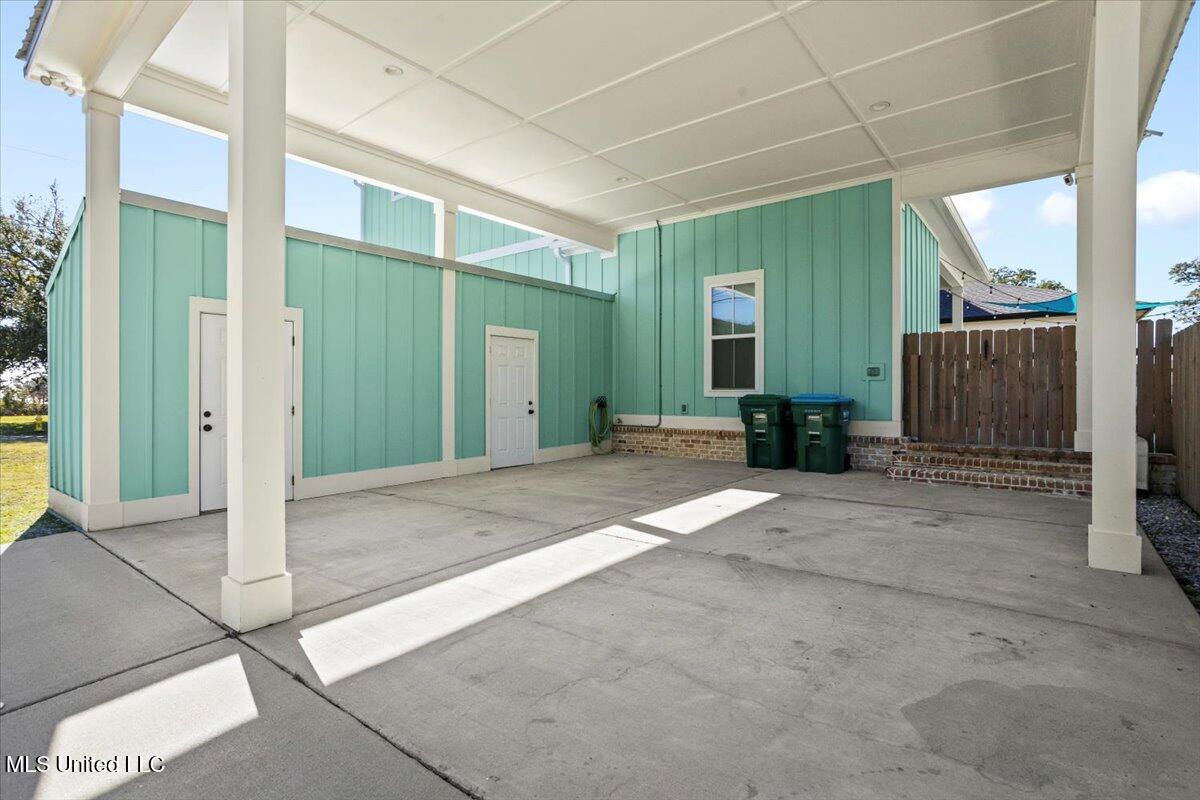 4604 Finley Street Gulfport, MS 39501 - Photo 36 of 46 37-HJ0A1071