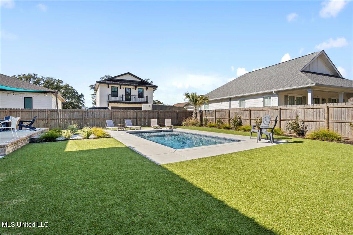 4604 Finley Street Gulfport, MS 39501 - Photo 41 of 46 42-HJ0A1097