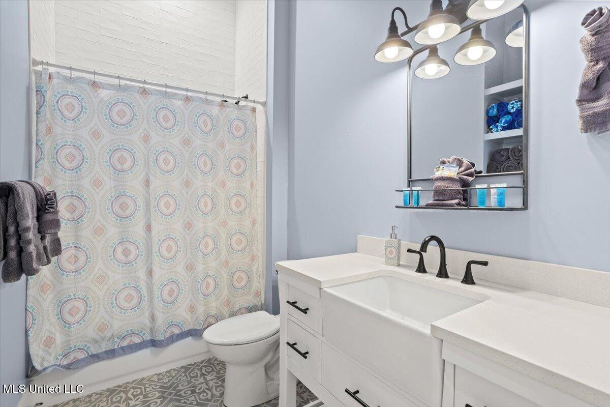 4604 Finley Street Gulfport, MS 39501 - Photo 5 of 46 06-HJ0A1131