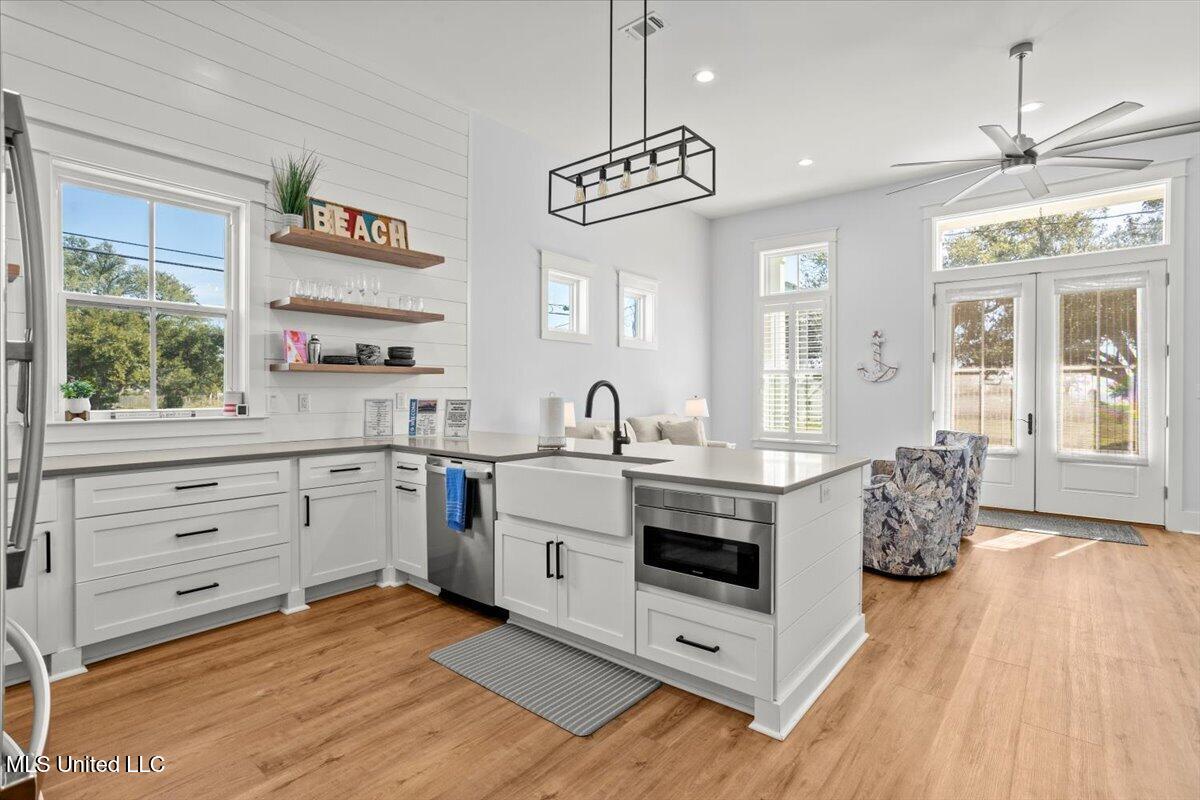 4604 Finley Street Gulfport, MS 39501 - Photo 9 of 46 10-HJ0A1147