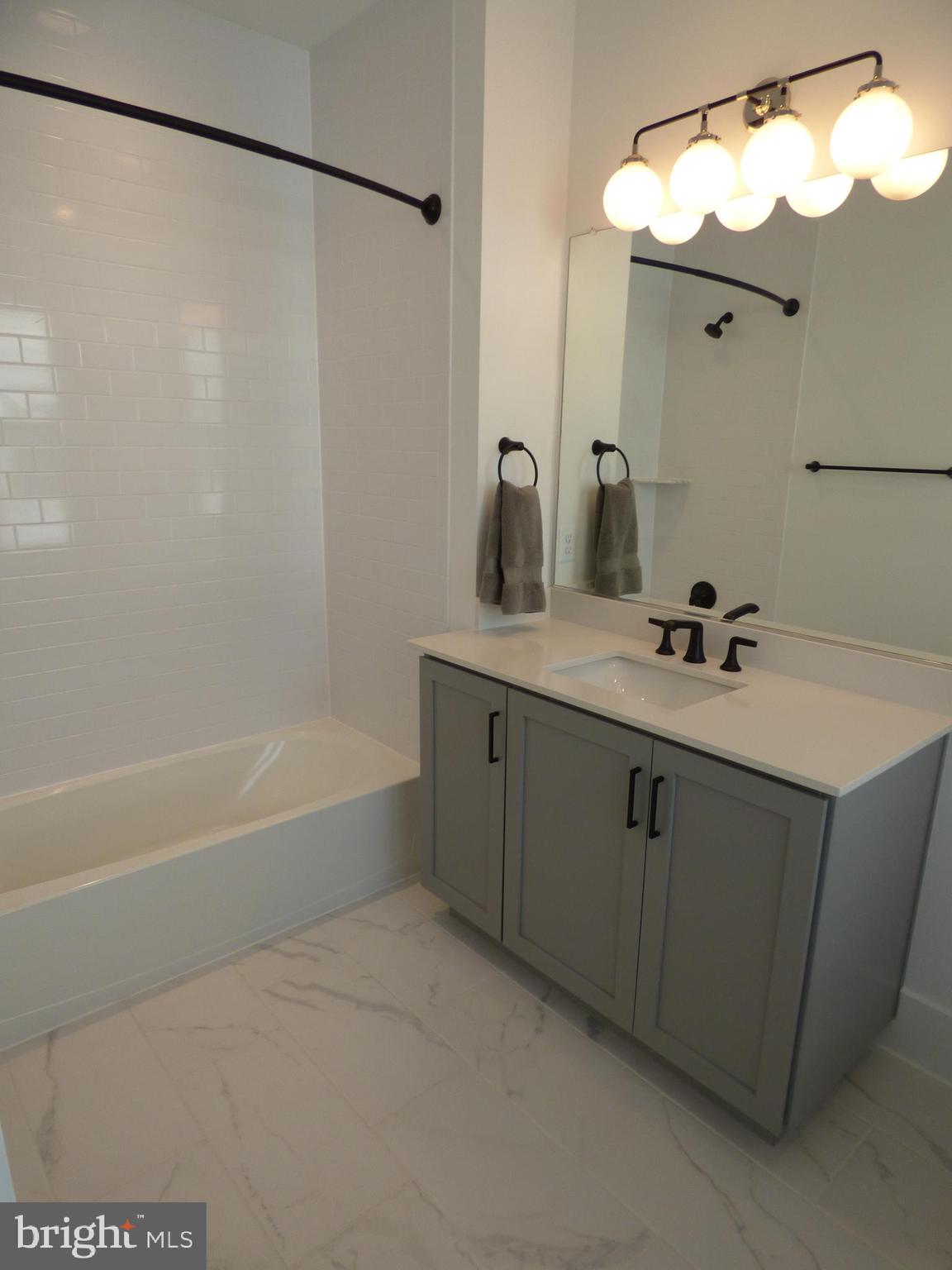 11360 Emerald Park Road Potomac, MD 20854 - Photo 25 of 33 Gallery Image 25