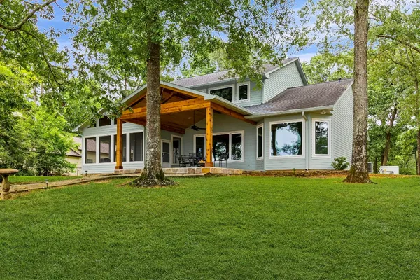 $1,250,000 | 145 Island Drive, Livingston, TX 77351