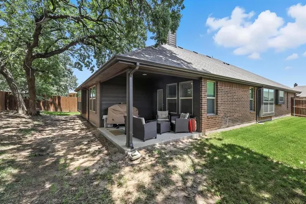 $2,575 | 221 Gardenia Drive, Azle, TX 76020