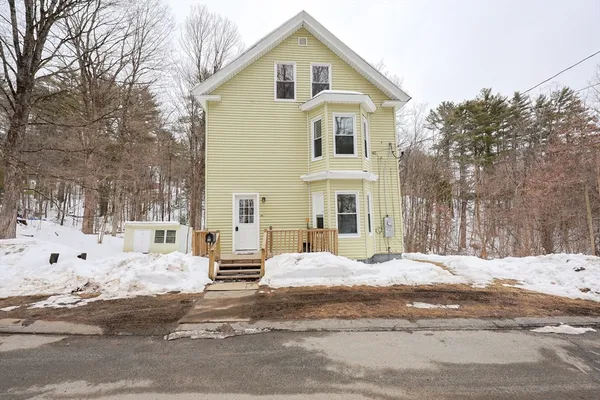 $271,900 | 56 Shelter Street, Orange, MA 01364