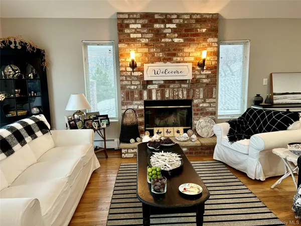 $4,600 | 259 Lincoln Boulevard, Unit UPPER DUPLEX, Long Beach, NY 11561
