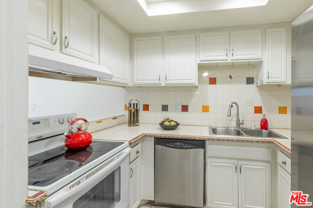 3026 Associated Road, Unit 96 Fullerton, CA 92835 - Photo 12 of 43