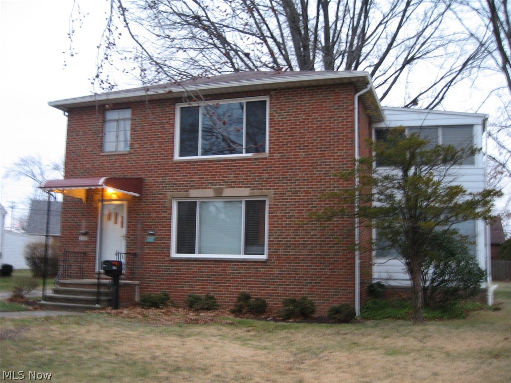 7611 Ackley Road Parma, OH 44129 - Photo 2 of 16 Gallery Image 2