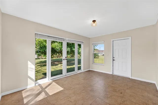 $5,900 | 4499 Northwest 2nd Avenue, Boca Raton, FL 33431