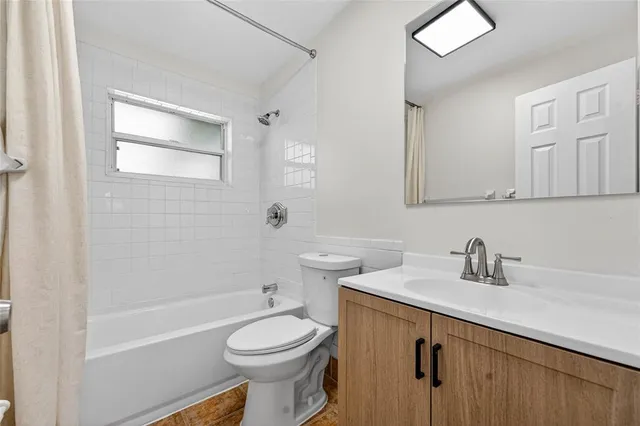 $5,900 | 4499 Northwest 2nd Avenue, Boca Raton, FL 33431