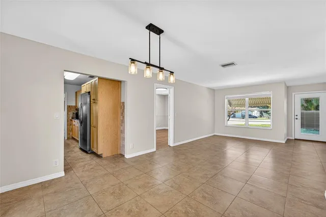 $5,900 | 4499 Northwest 2nd Avenue, Boca Raton, FL 33431