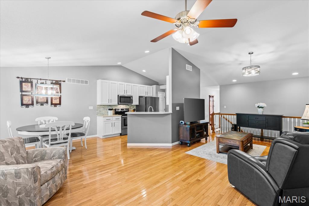 459 Bandmour Place O'Fallon, IL 62269 - Photo 7 of 28