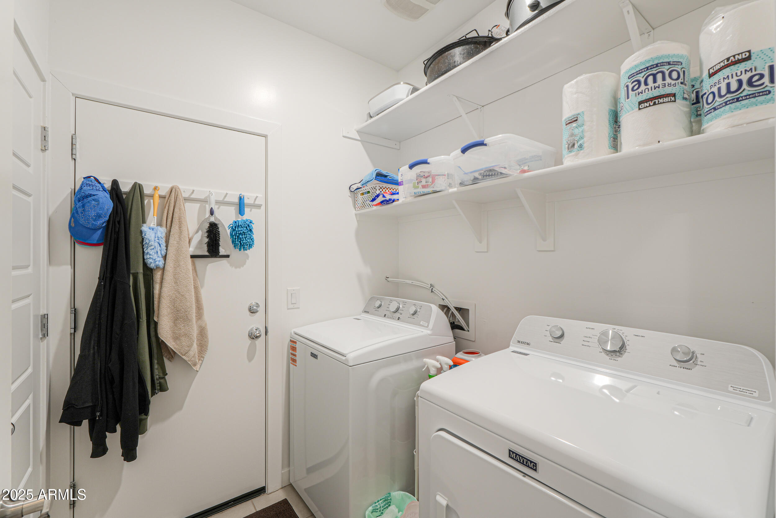 947 East Wiley Way Casa Grande, AZ 85122 - Photo 32 of 36 a utility room with dryer and washer