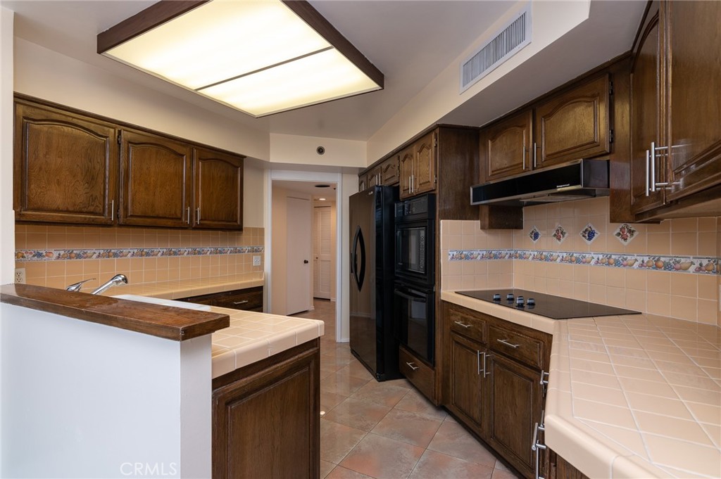 222 Monterey Road, Unit 805 Glendale, CA 91206 - Photo 13 of 49