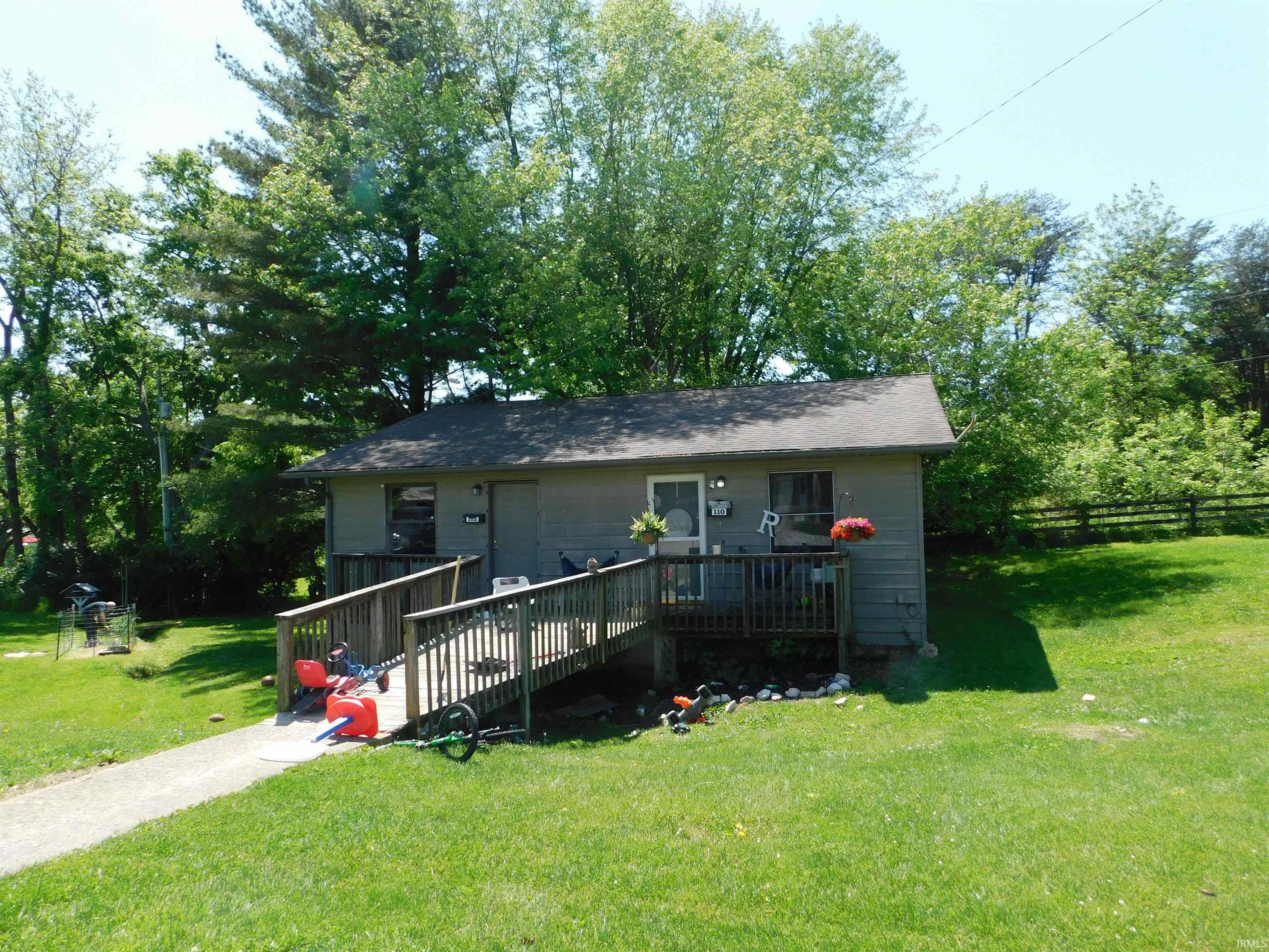 100 Walnut Tree Drive Salem, IN 47167 - Photo 3 of 7