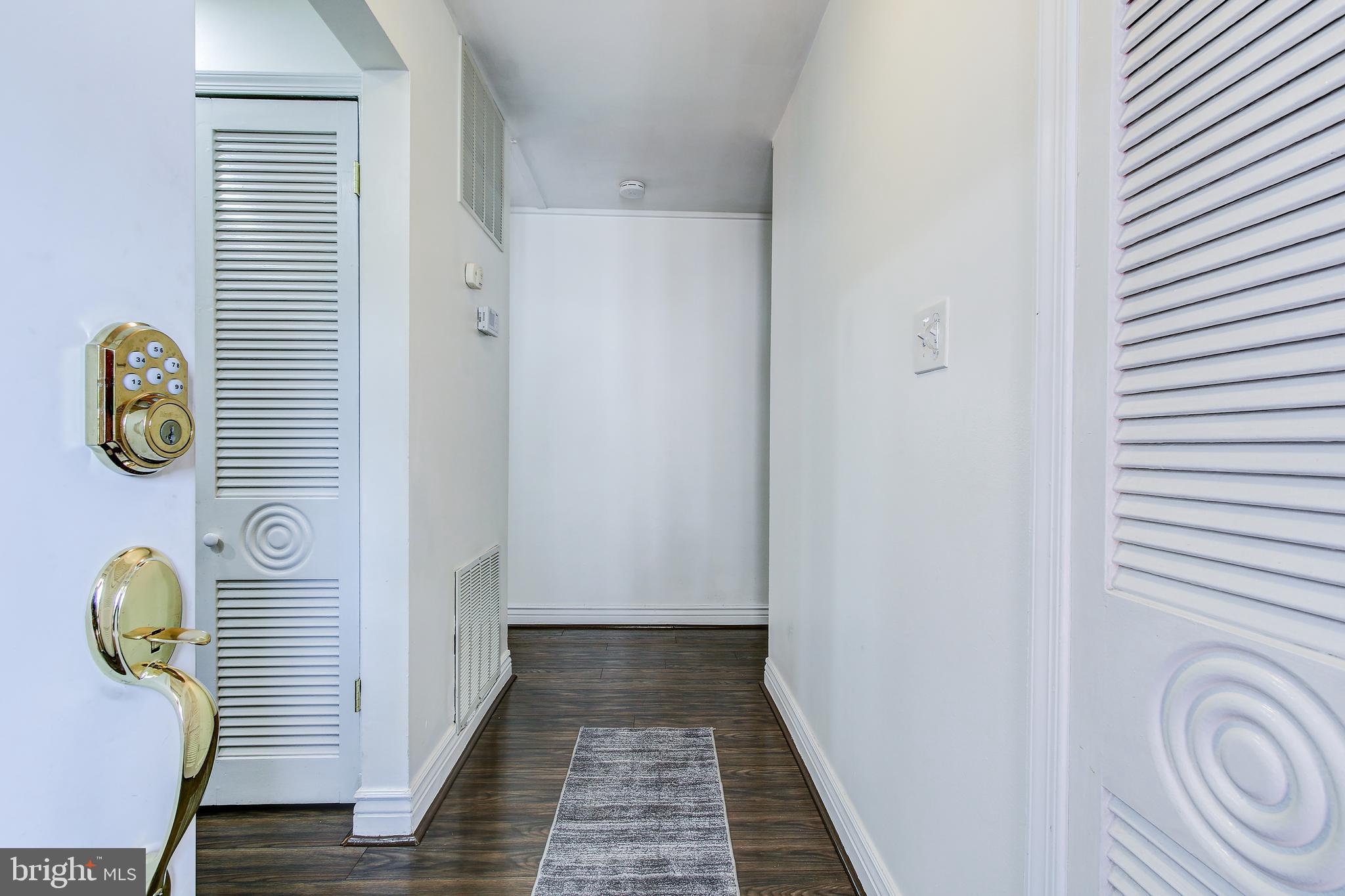 6102 Kirby Road Clinton, MD 20735 - Photo 5 of 31 Entry