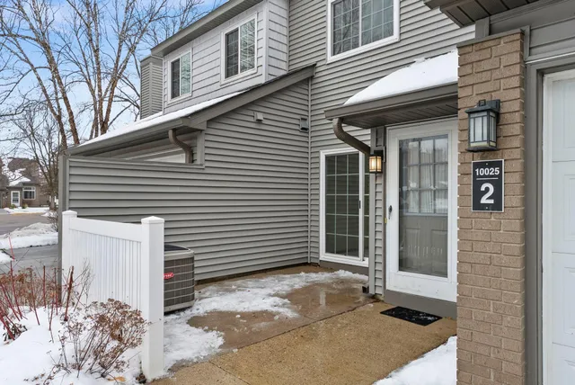 $219,900 | 10025 Russell Avenue North, Unit 2, Brooklyn Park, MN 55444
