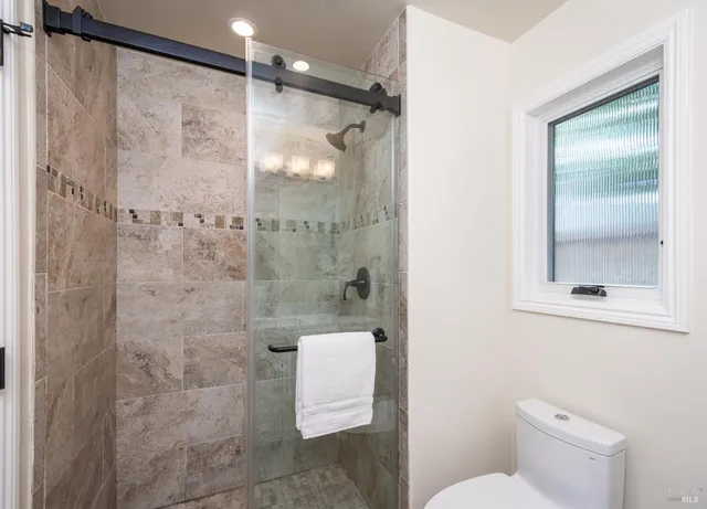 $899,000 | 2518 Vine Hill Drive, Napa, CA 94558