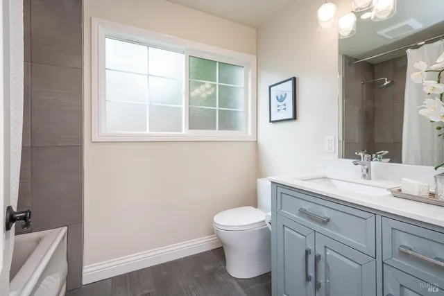 $899,000 | 2518 Vine Hill Drive, Napa, CA 94558