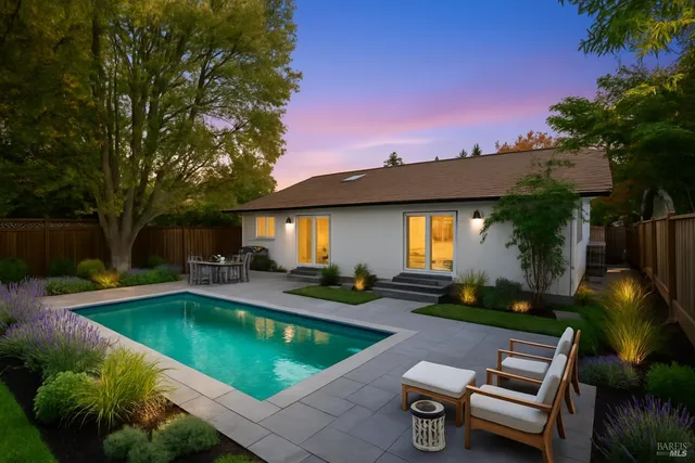 $899,000 | 2518 Vine Hill Drive, Napa, CA 94558