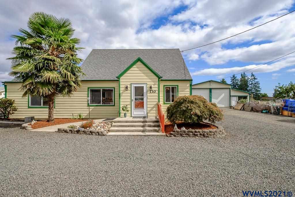 130 Oak Villa Road Dallas, OR 97338 - Photo 1 of 42