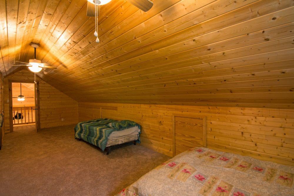 2196 Bal Noble Road Hinton, WV 25951 - Photo 26 of 33 Gallery Image 26