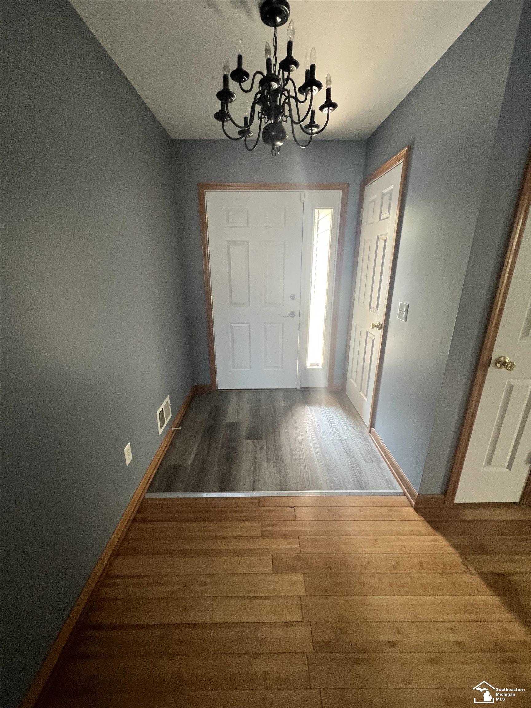 3023 3rd Street Monroe, MI 48162 - Photo 2 of 22