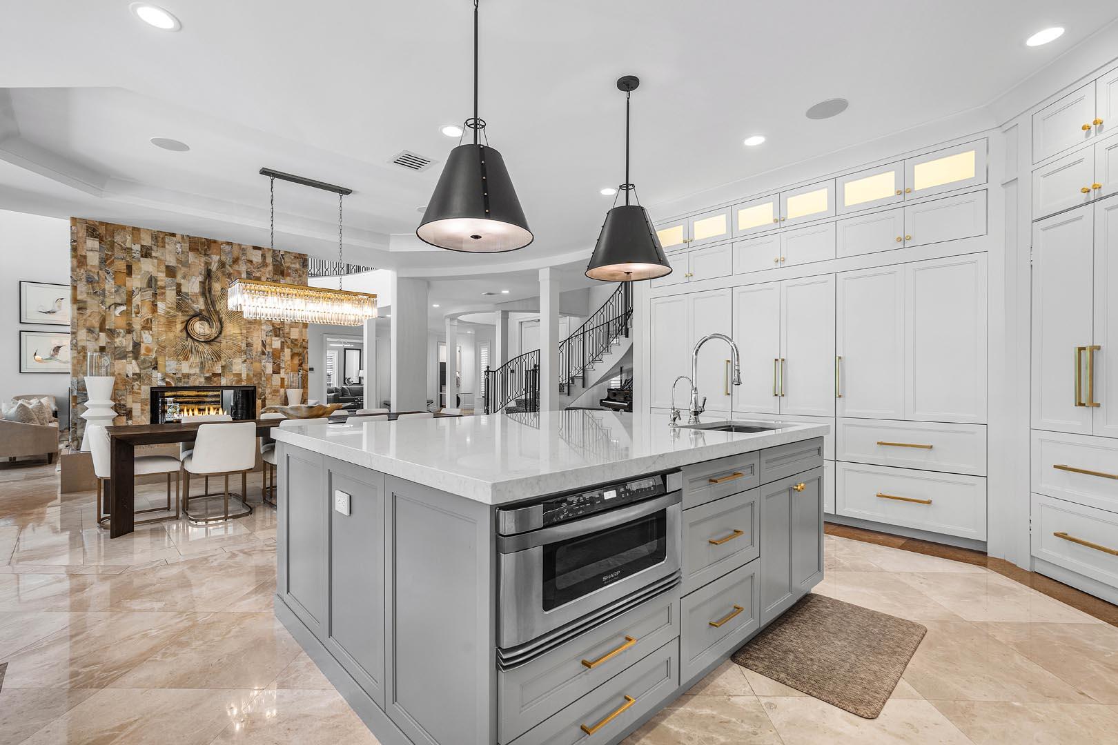 121 Royal Palm Way Boca Raton, FL 33432 - Photo 13 of 78 121_Royal_Palm_Way_17