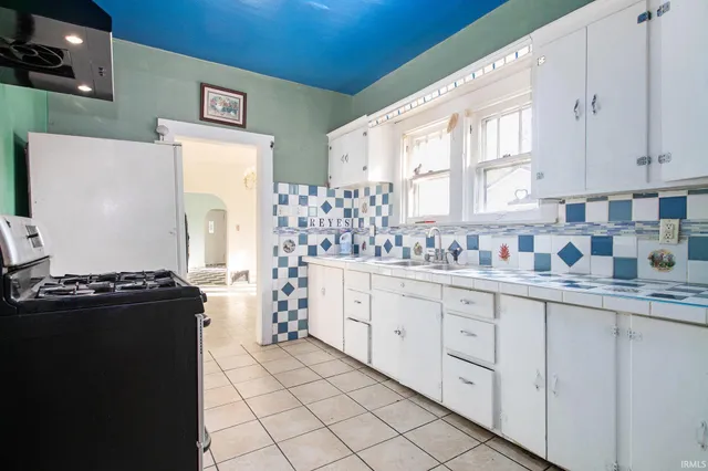 $130,000 | 919 West Wolf Avenue, Elkhart, IN 46516