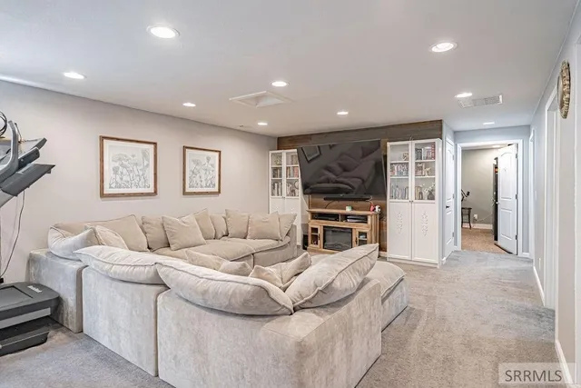 $475,000 | 779 North 600 East, Firth, ID 83236