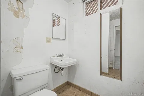 $350,000 | 10693 Loren Lane, Denver, CO 80233