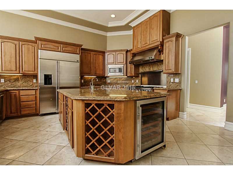 8012 Spring Buck Court Las Vegas, NV 89129 - Photo 13 of 33 Kitchen.