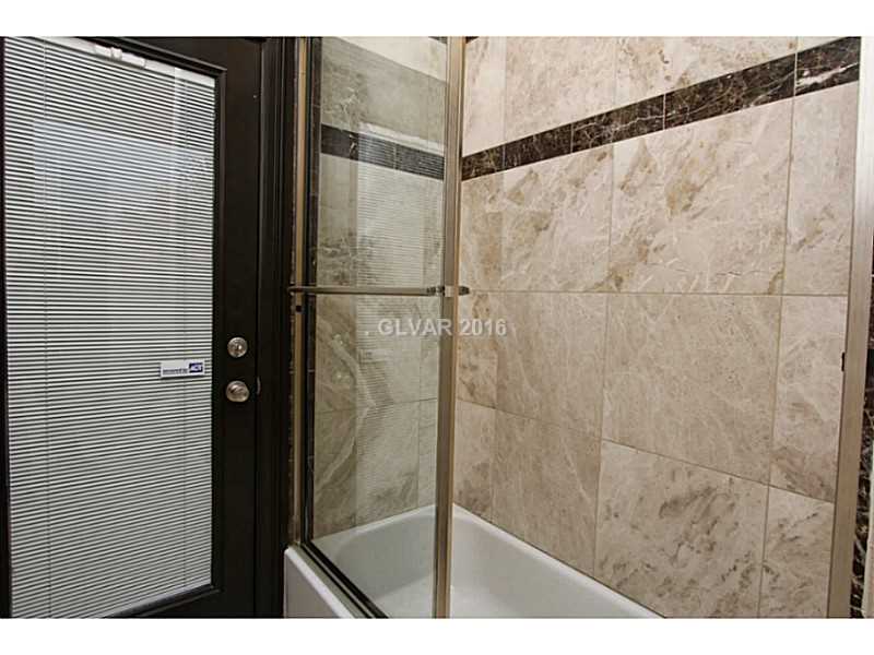 8012 Spring Buck Court Las Vegas, NV 89129 - Photo 25 of 33 Bathroom.