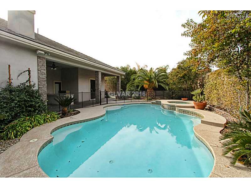 8012 Spring Buck Court Las Vegas, NV 89129 - Photo 27 of 33 Yard/Garden.