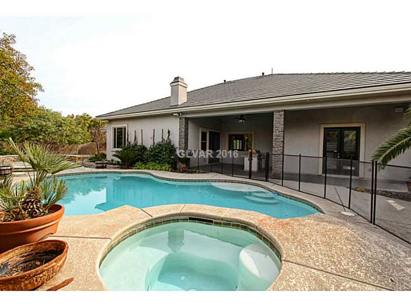 8012 Spring Buck Court Las Vegas, NV 89129 - Photo 33 of 33 Yard/Garden.