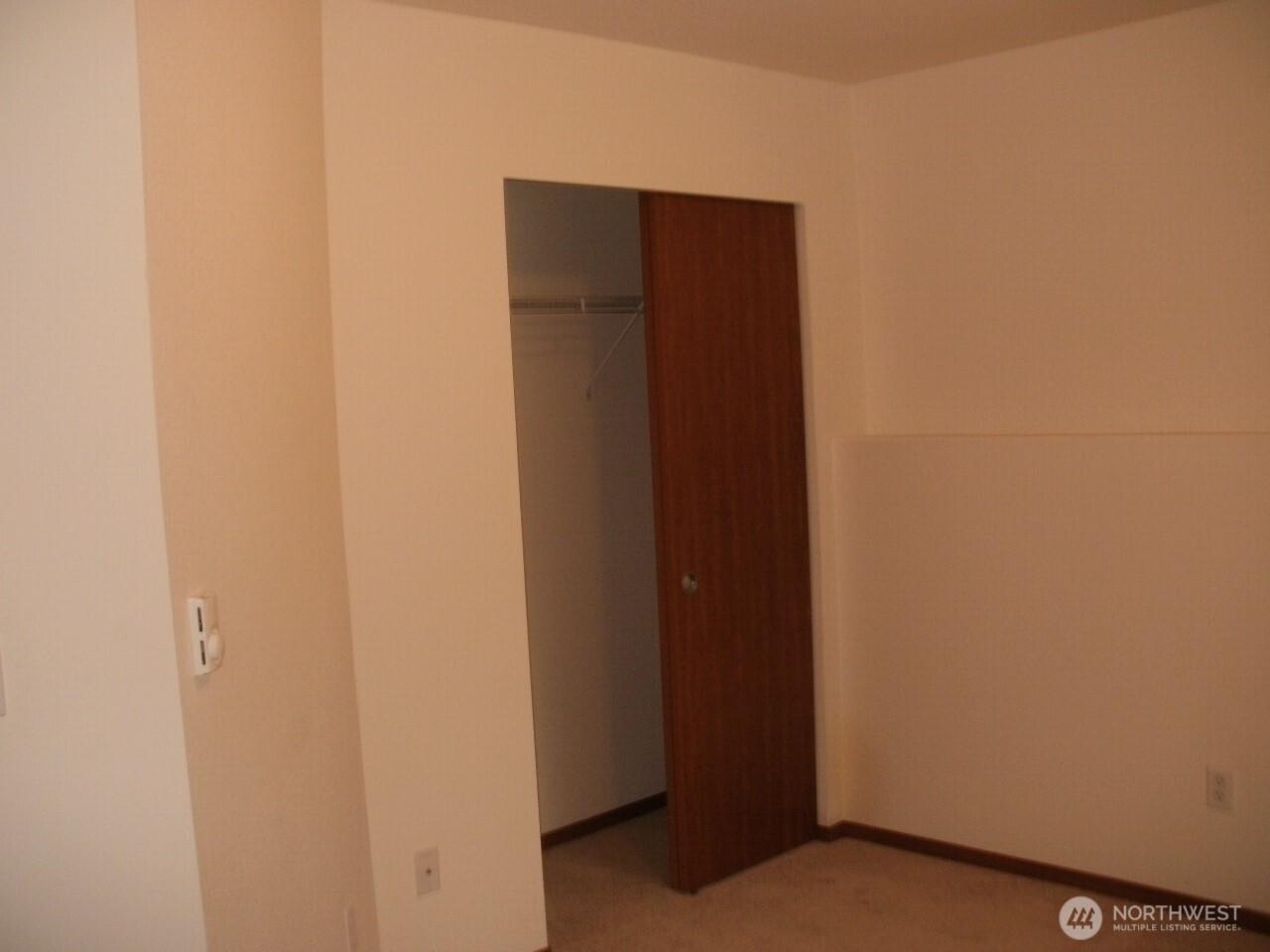 7229 Vandermark Road East Bonney Lake, WA 98391 - Photo 15 of 19