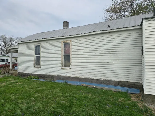$22,900 | 624 West 6th Street, Mount Vernon, IN 47620